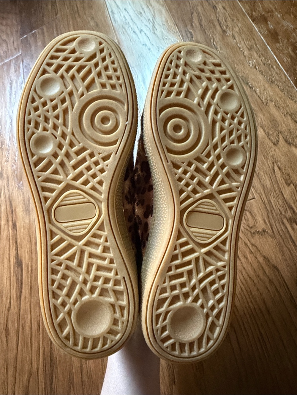 Camila Coelho Print Sneakers - Brown size 9.5 - Picture 5 of 6